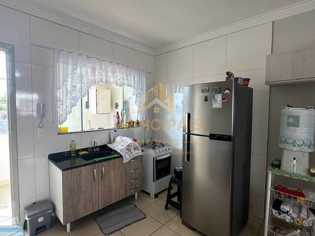 Apartamento para Venda em Arapongas - 5